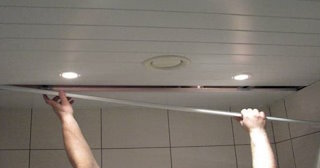 Демонтаж реечных потолков в Видном - цена за м2 от 466 рублей - Сварной-Вдн